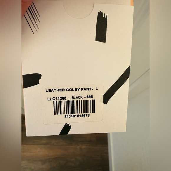 NWT La Ligne - Leather colby pants, size Large, in black nappa lamb leather - Picture 5 of 6